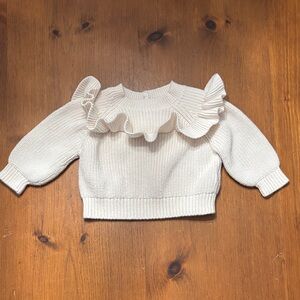❤️3-6M Baby Gap Cream Ruffle Knit Sweater